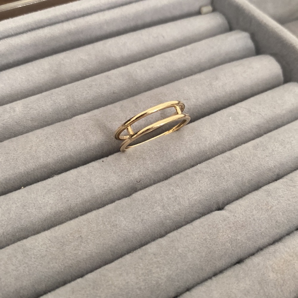 Mejuri Double Line Ring, 14K Yellow Gold (Size 7)